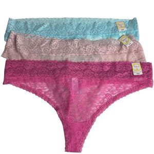 Flirtitude Bundle of 3 Lace Thongs - Size XXL